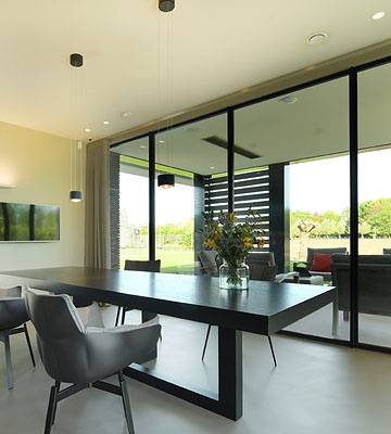 Moern barn house Bakel
